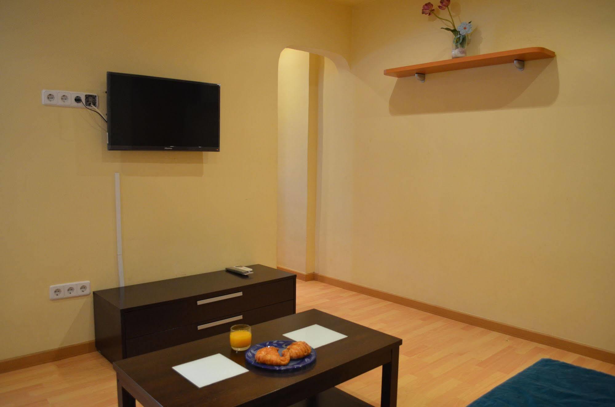 Apartment Bed&Bcn Sant Andreu II Барселона Экстерьер фото